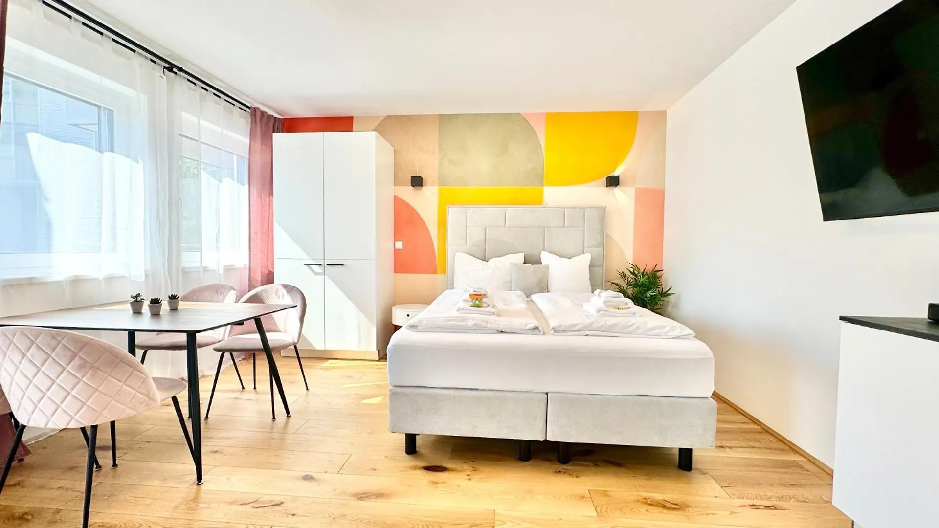 Stylische Wohnung Mit Balkon Vienna Austria